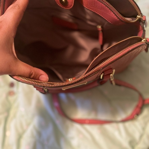 Purse - Picture 4 of 7